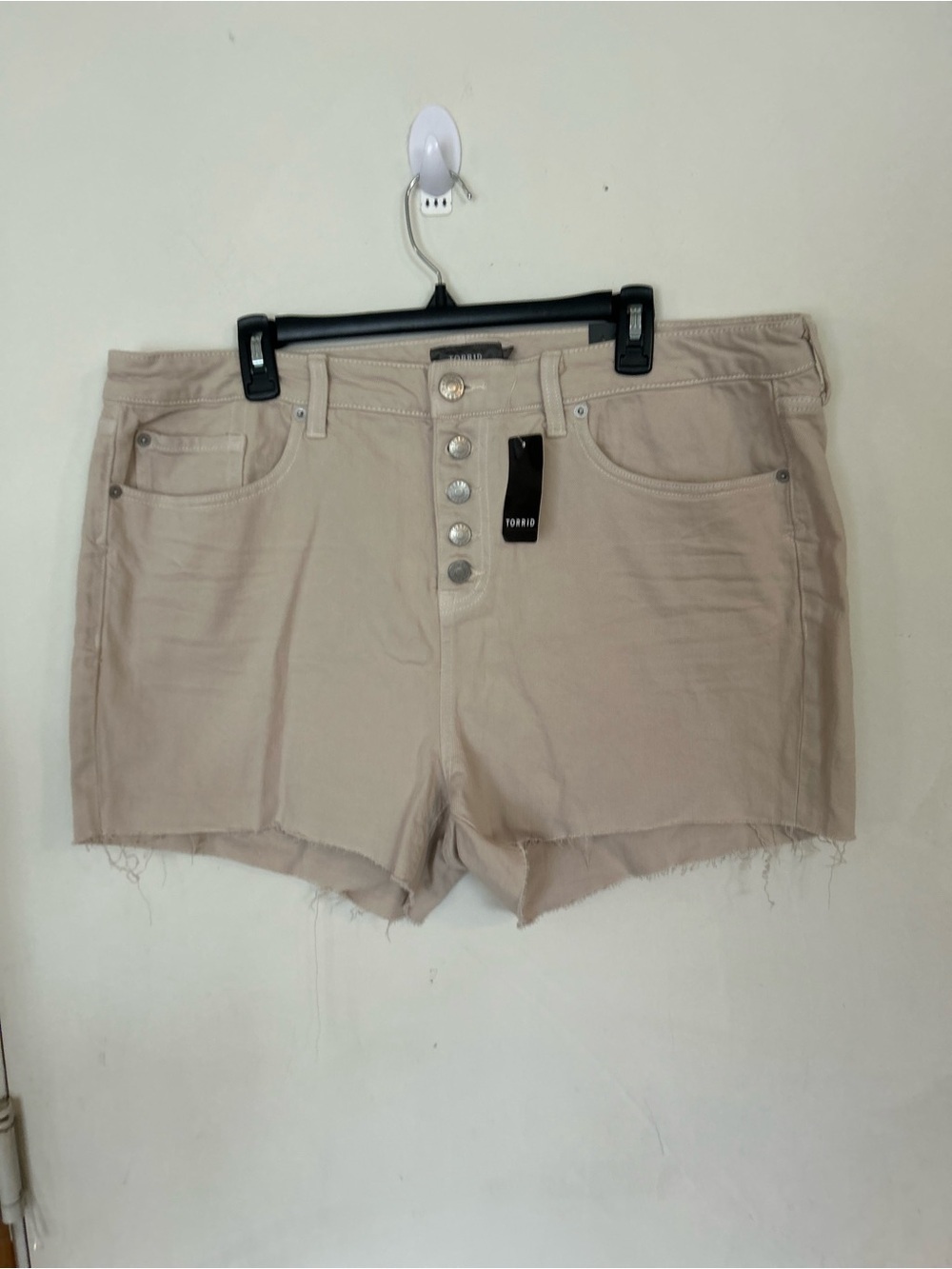 NWT Torrid Dust Storm #Fee TheFit High-Rise
Denim Shorts Size 18 Buttonfly